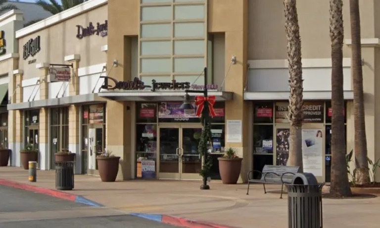 Three arrested following smash-and-grab jewelry heist at Whittier shopping center